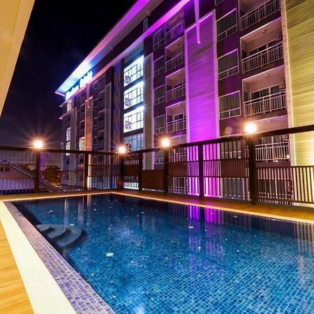Modernbright Laemchabang Apart otel Bang Lamung Dış mekan fotoğraf