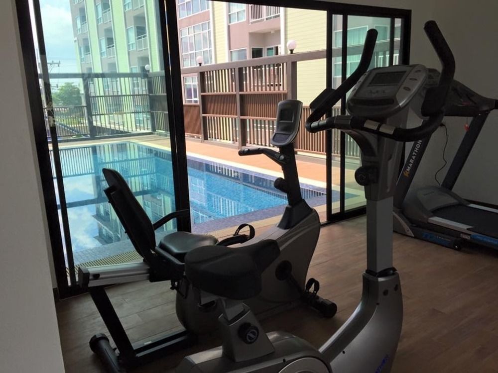 Modernbright Laemchabang Apart otel Bang Lamung Dış mekan fotoğraf