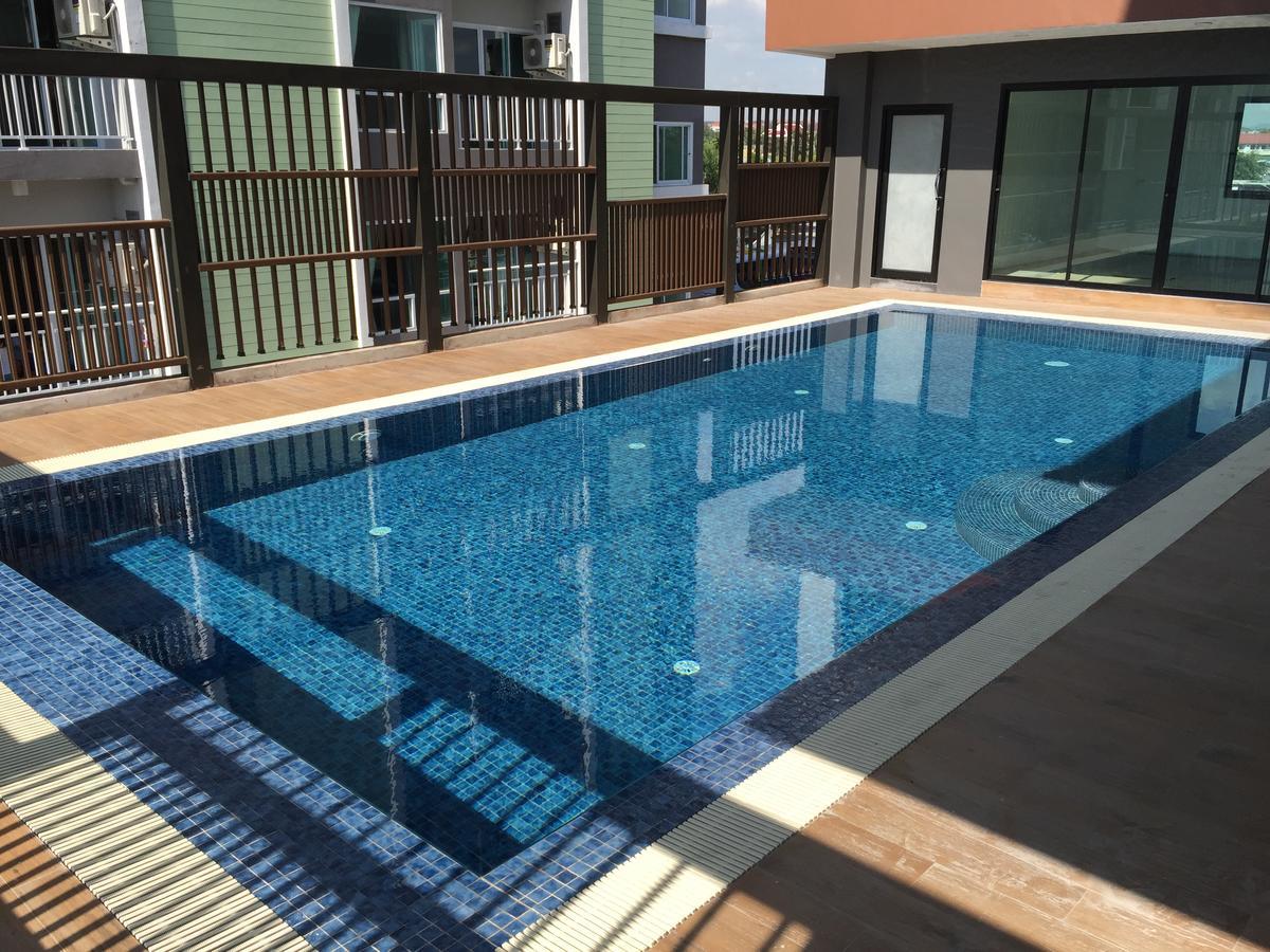 Modernbright Laemchabang Apart otel Bang Lamung Dış mekan fotoğraf