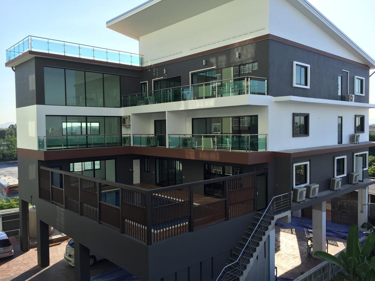 Modernbright Laemchabang Apart otel Bang Lamung Dış mekan fotoğraf