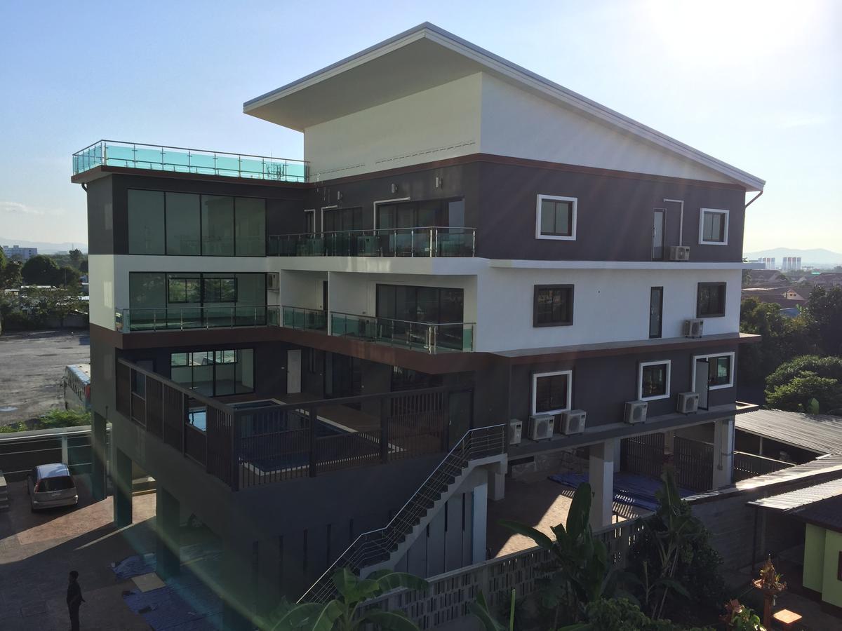 Modernbright Laemchabang Apart otel Bang Lamung Dış mekan fotoğraf