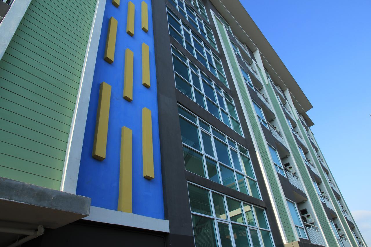 Modernbright Laemchabang Apart otel Bang Lamung Dış mekan fotoğraf