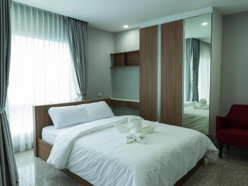 Modernbright Laemchabang Apart otel Bang Lamung Dış mekan fotoğraf